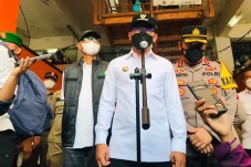 Awasi Minyak Goreng,...