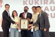 Bukukan 2 Juta Penonton...