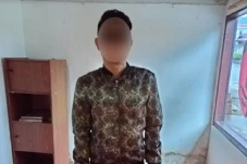 Sok Jagoan Hunus Parang...