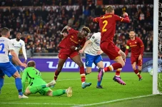 Hasil AS Roma vs Vitesse:...