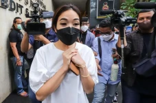 4 Artis Indonesia yang...