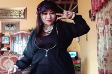 Heboh Tante Lala Mengaku...