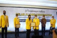 4 Tokoh Nasional Terima...