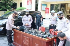 Kapolres Magelang Periksa...