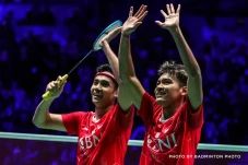 Bagas/Fikri, Debutan...
