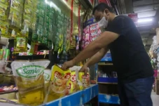 Subsidi Minyak Goreng...
