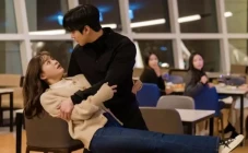 Kim Sejeong Jadi Pacar...