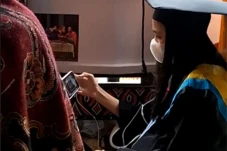 Viral! Perempuan Wisuda...