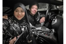 Aurel Hermansyah Ketahuan...