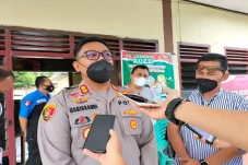 Buntut Tahanan Tewas,...