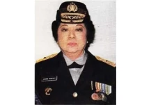 Profil Jeanne Mandagi,...
