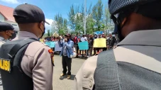 Demo Tolak DOB di Papua...