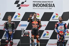 Luar Biasa! Kemenangan...