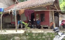Haus Seks! Petani di...