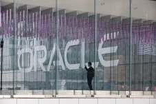 Layanan Cloud Oracle...