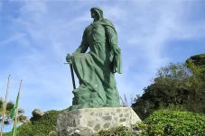 Abdurrahman ad-Dakhil:...