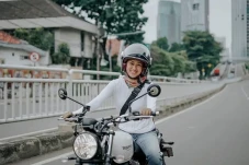 5 Artis Cantik Indonesia...