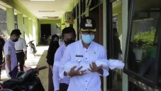 Geger! Mayat Bayi Terbungkus...