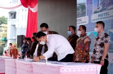 Dorong UMKM Terus Berkembang,...