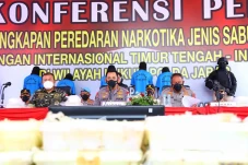 Ungkap Sabu 1,196 Ton,...