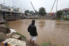 Asal Usul Kali Angke,...