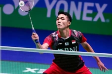 Jonatan Christie Target...