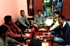 Petahana Kepala Desa...