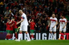 Hasil Playoff Kualifikasi...