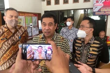 Warga Pancoran Buntu...