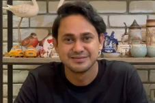 Ogah Disebut Pansos,...