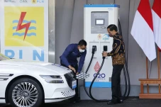 PLN Bangun 60 SPKLU...