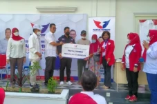 Perindo Jawa Barat Bagi-bagi...