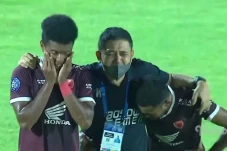 Tangis Pemain PSM Makassar...