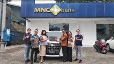 Dapat Grand Prize Toyota...