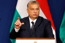 Dimintai Dukungan oleh...