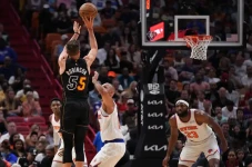 Hasil NBA, Sabtu (26/3/2022):...