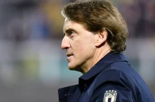 Ogah Mundur, Mancini...