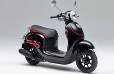 Giorno Hadir, Yamaha...