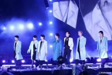 BTS Berangkat ke Las...