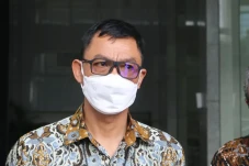 PLN Pamer Susutkan Utang...