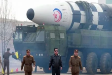 Kim Jong-un: Korut Kembangkan...