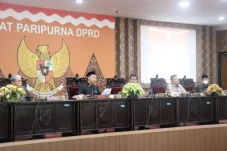 DPRD Kendal Bentuk Pansus...