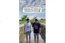 Membalut Cerita Keseharian...