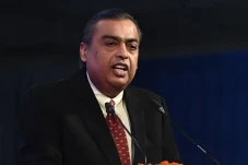 Mukesh Ambani Pimpin...
