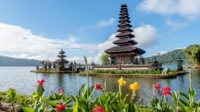 Dorong Pemulihan Pariwisata,...