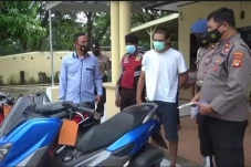 Polisi Ringkus Komplotan...
