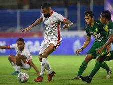Hasil Persebaya vs Borneo...