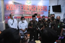 Ancam Ungkap Temuan,...