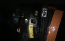 Truk Bermuatan Belasan...