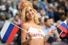 Mengapa Wanita Rusia...